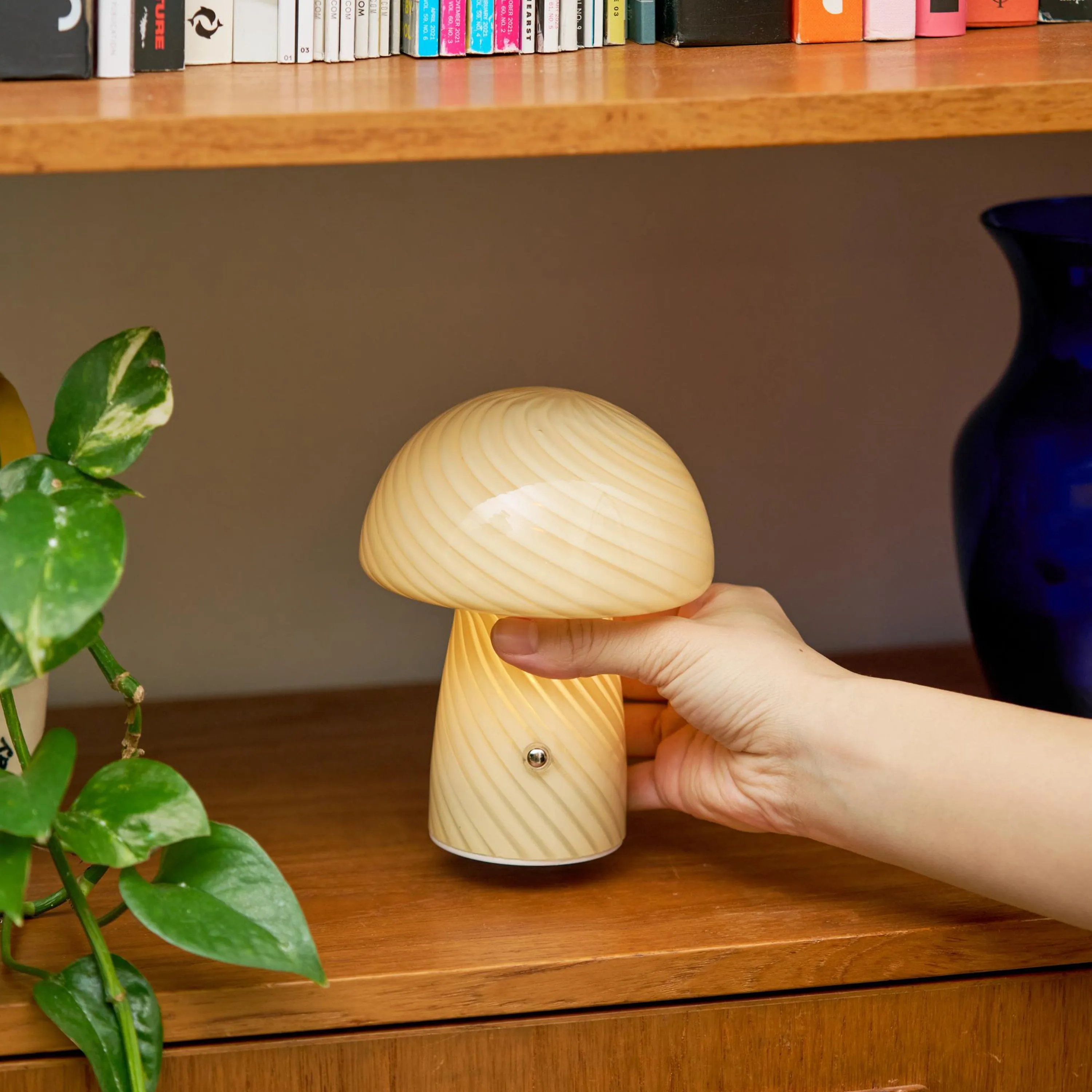 Mini Mushroom Portable Lamp