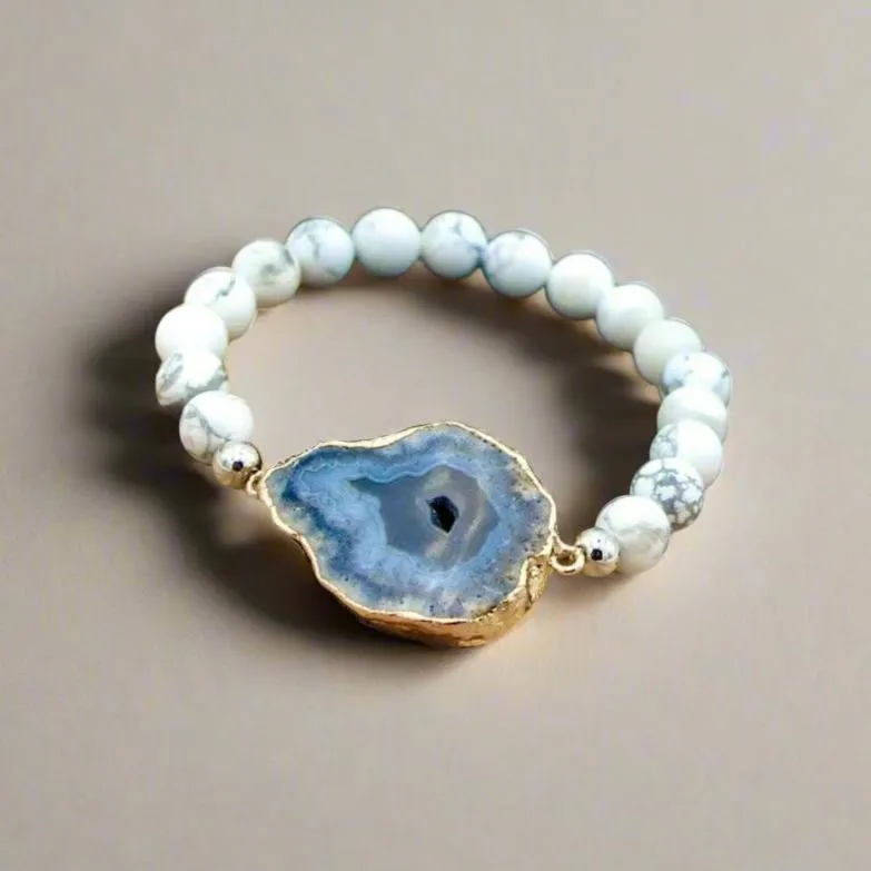 Soothing Snowy White Howlite Bracelet – Calming Energy with Healing Stones